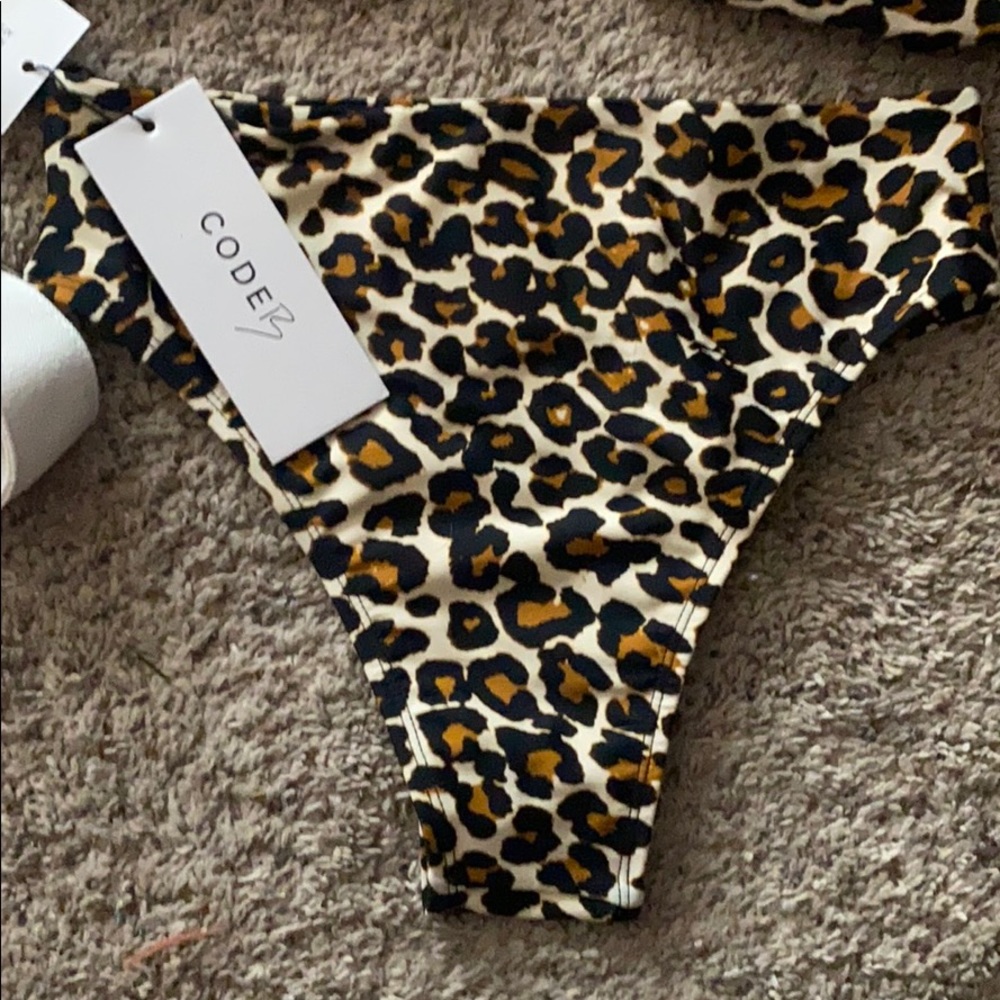 Code B Atlas Bikini - Picture 2 of 5